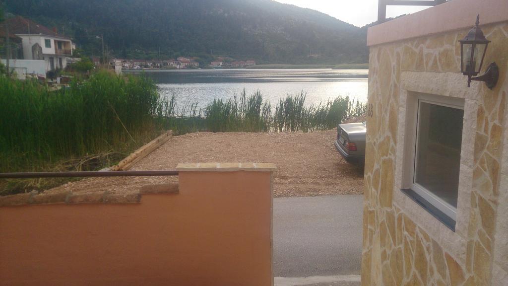 Holiday Home Paul Блаце Екстер'єр фото