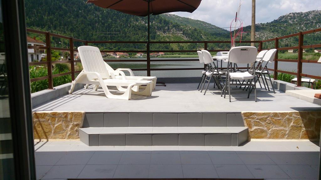Holiday Home Paul Блаце Екстер'єр фото