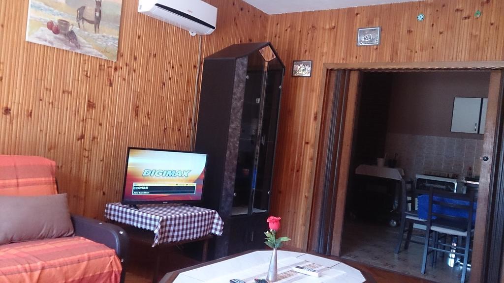Holiday Home Paul Блаце Екстер'єр фото