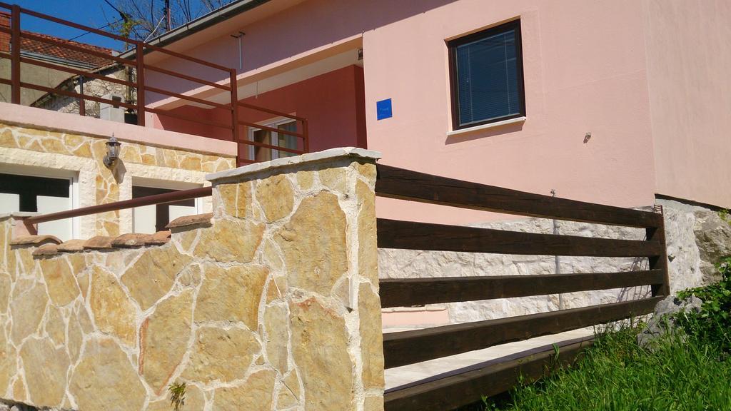 Holiday Home Paul Блаце Екстер'єр фото